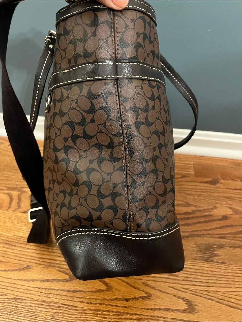 Coach excellent used